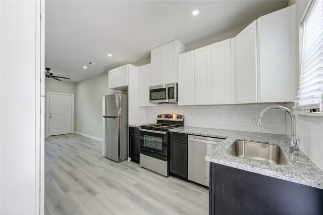 $1,800 | 8155 Tate Street, Unit B, Houston, TX 77028