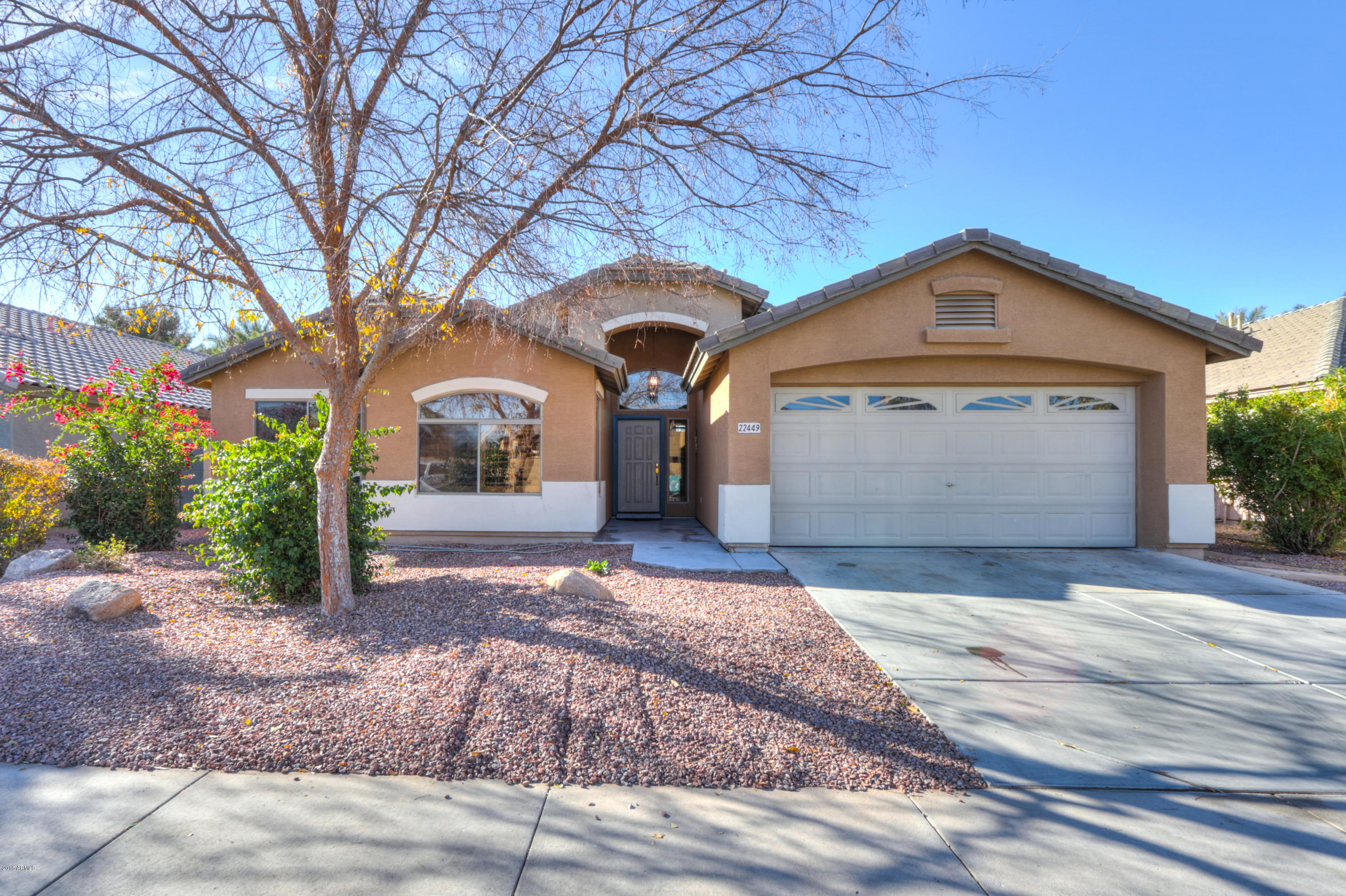 22449 North Agave Road Maricopa, AZ 85138 - Photo 1 of 42 01