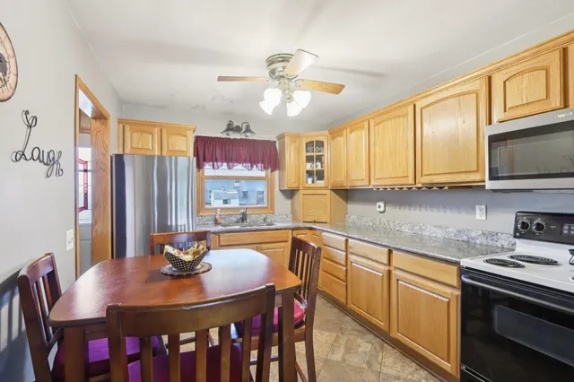 $2,190,000 | 6897 North Towne Road, DeForest, WI 53532