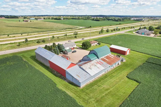 $2,190,000 | 6897 North Towne Road, DeForest, WI 53532