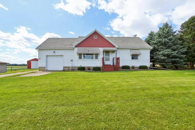 $2,190,000 | 6897 North Towne Road, DeForest, WI 53532