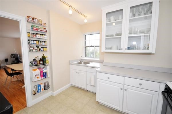 8 Kilsyth Terrace, Unit 44 Boston, MA 02135 - Photo 4 of 6