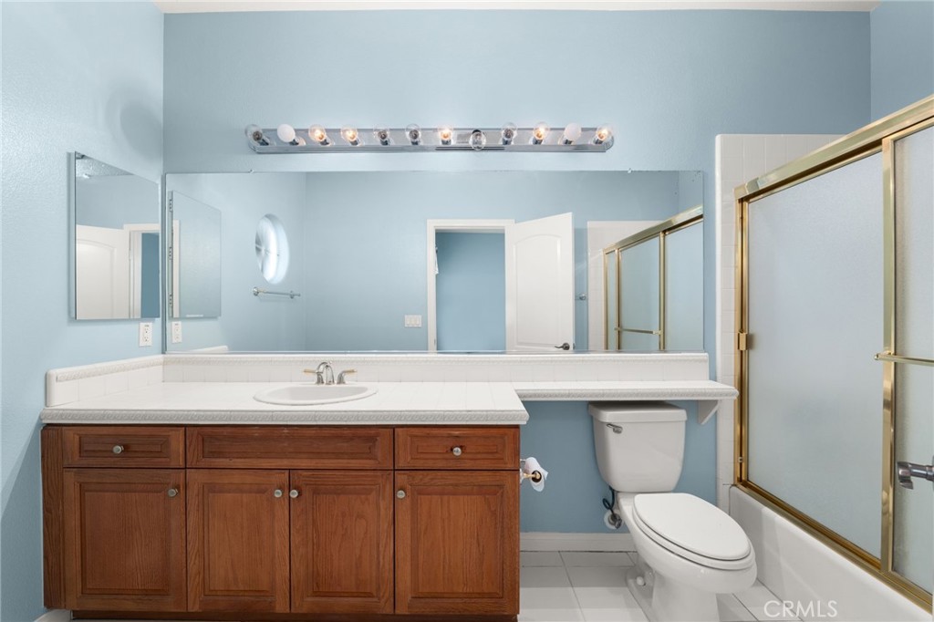 5655 High Meadow Place Rancho Cucamonga, CA 91737 - Photo 29 of 62 Downstairs Guest Bath #3