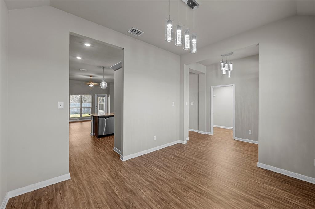 3917 South Fork Ranch Road Waco, TX 76705 - Photo 4 of 17