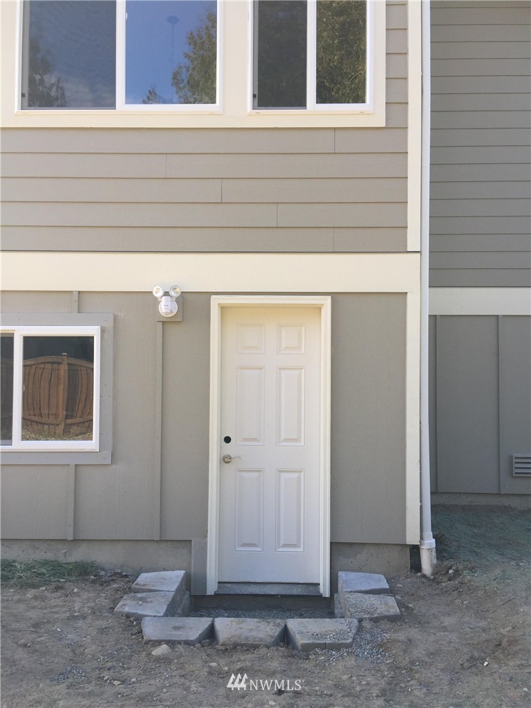890 Smith Road Camano Island, WA 98282 - Photo 23 of 25 Gallery Image 23