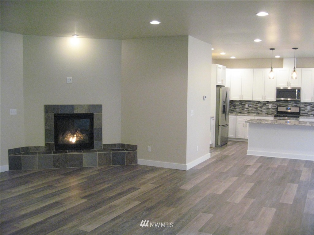 890 Smith Road Camano Island, WA 98282 - Photo 5 of 25 Gallery Image 5