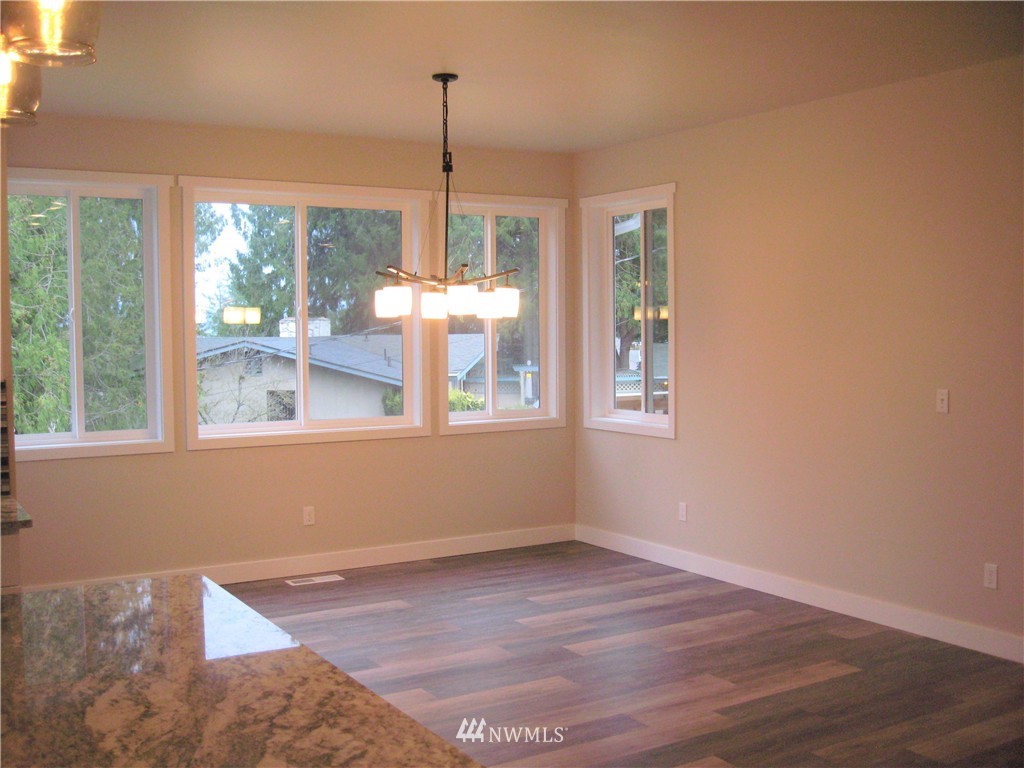 890 Smith Road Camano Island, WA 98282 - Photo 7 of 25 Gallery Image 7