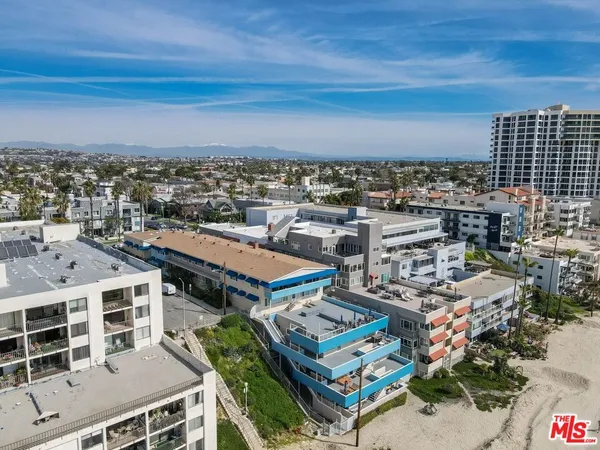 $450,000 | 32 South 5th Place, Long Beach, CA 90802