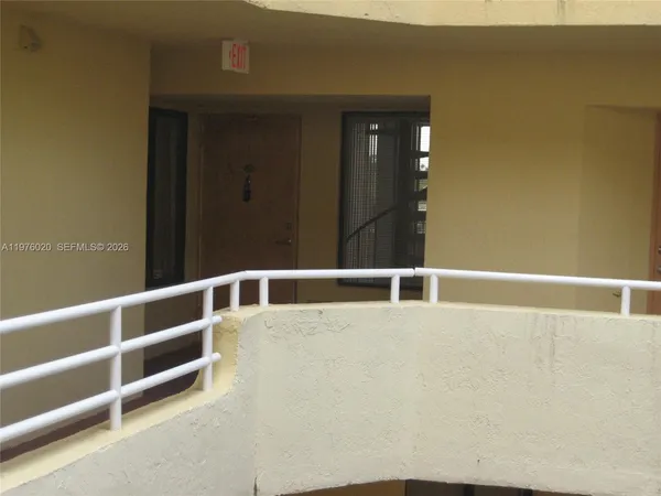 $2,100 | 8305 Southwest 152nd Avenue, Unit A405, Miami, FL 33193