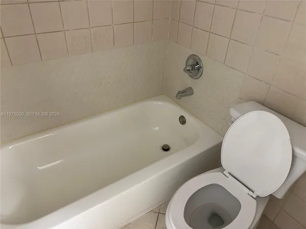 $2,100 | 8305 Southwest 152nd Avenue, Unit A405, Miami, FL 33193