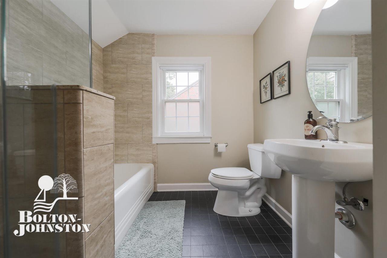 711 Barrington Road Grosse Pointe Park, MI 48215 - Photo 29 of 43