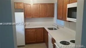 $2,300 | 8045 Southwest 107th Avenue, Unit 323, Miami, FL 33173