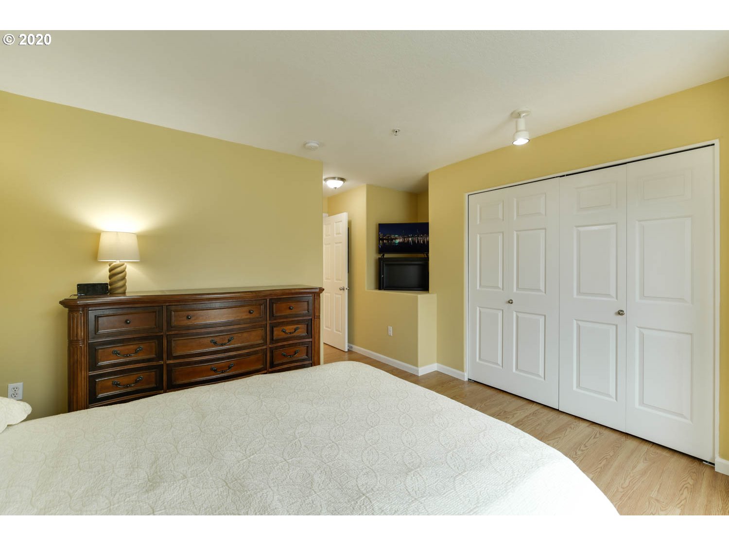 15495 Southwest Sparrow Loop Beaverton, OR 97007 - Photo 20 of 32 Gallery Image 20
