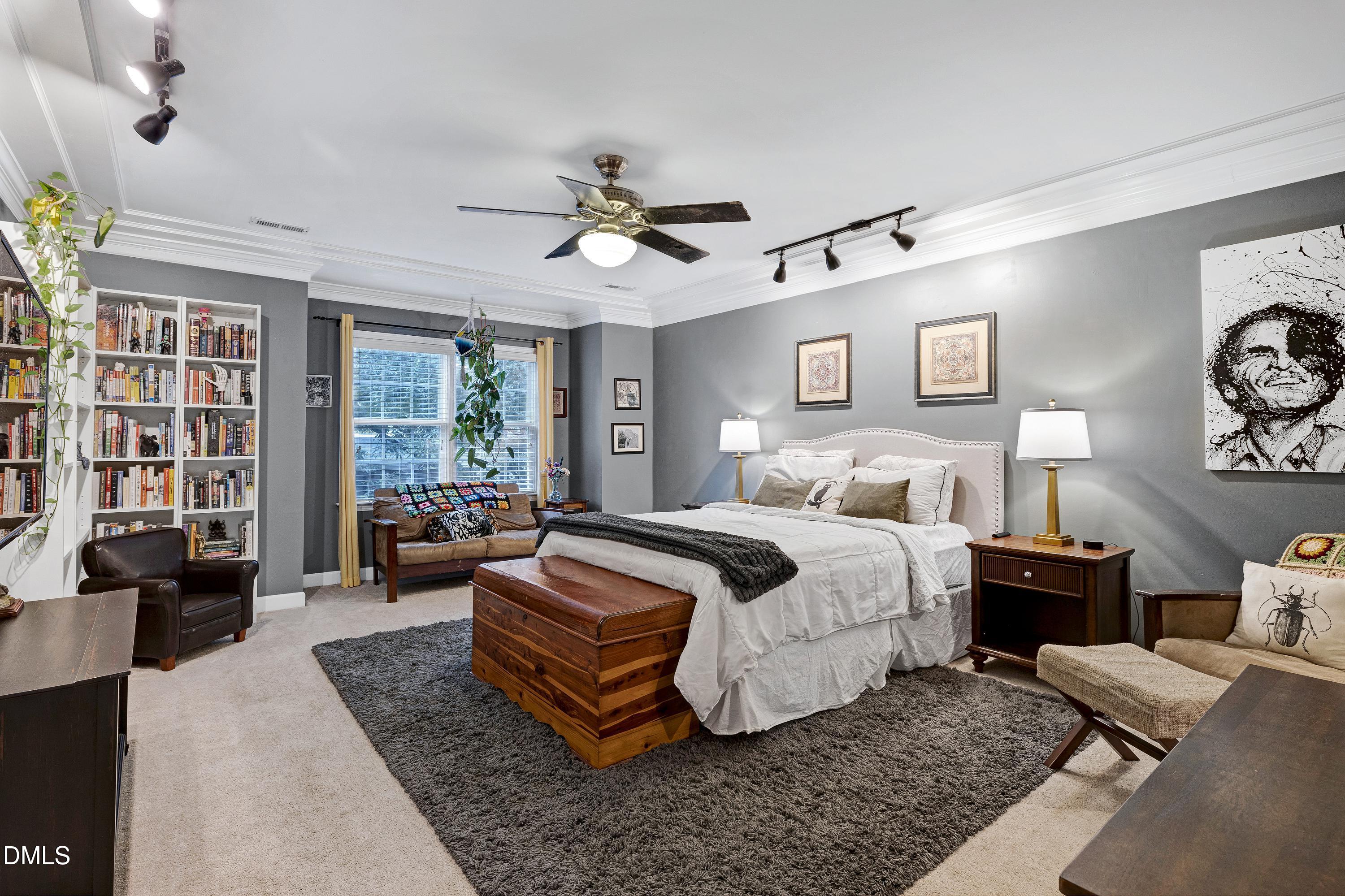 5322 Goldenglow Way Raleigh, NC 27606 - Photo 18 of 39 Scene-30
