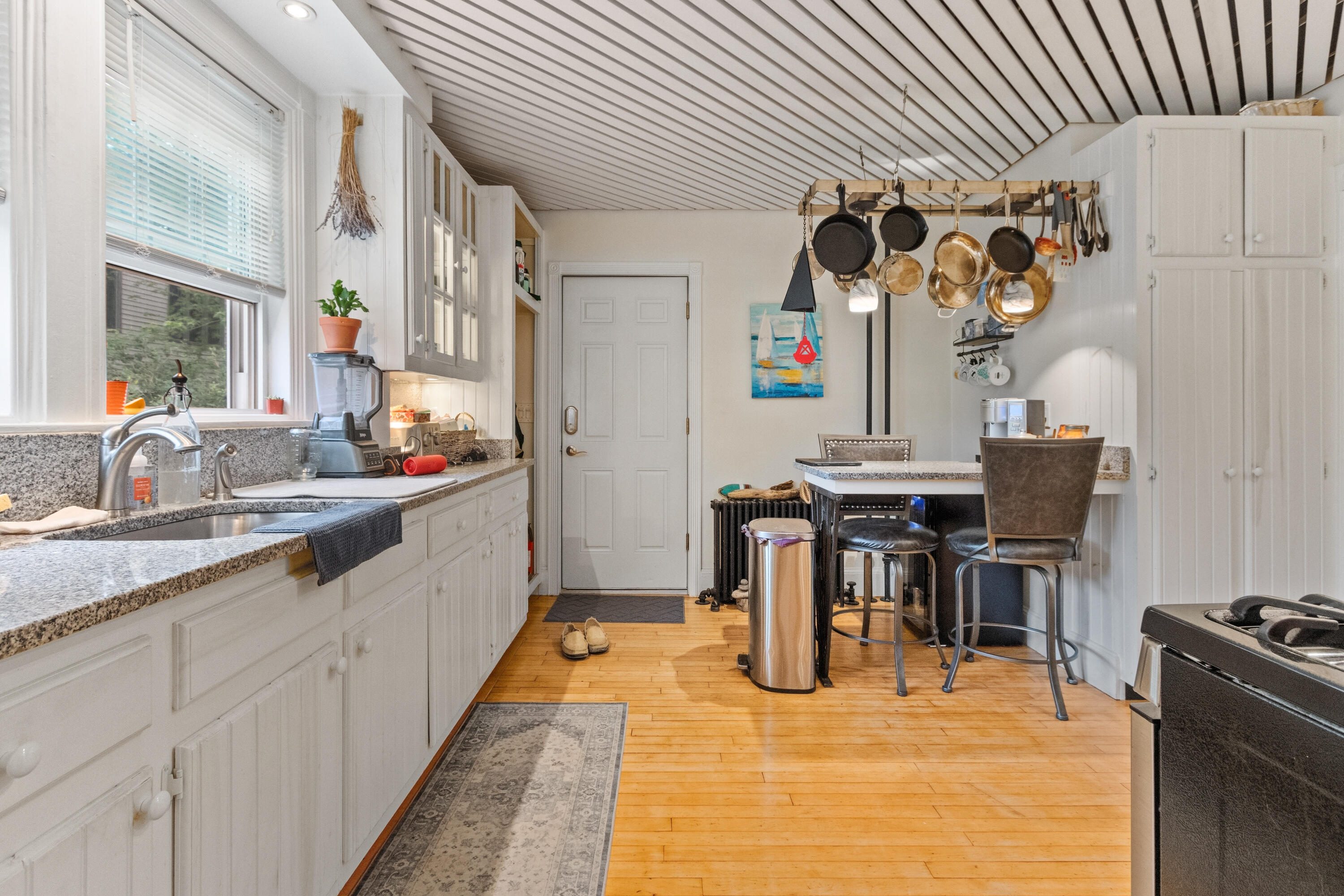31 Bates Street Portland, ME 04103 - Photo 10 of 50