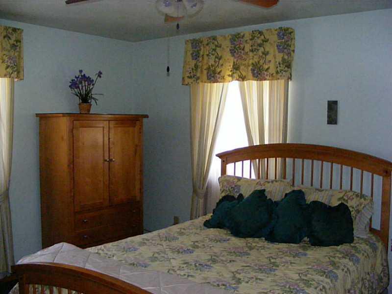 279 Holyoke Road Butler, PA 16001 - Photo 15 of 24 Bedroom.