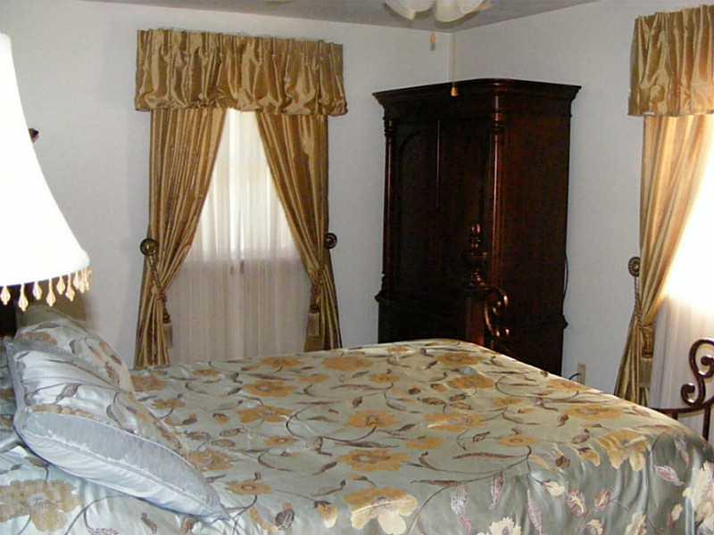 279 Holyoke Road Butler, PA 16001 - Photo 19 of 24 Master Bedroom.