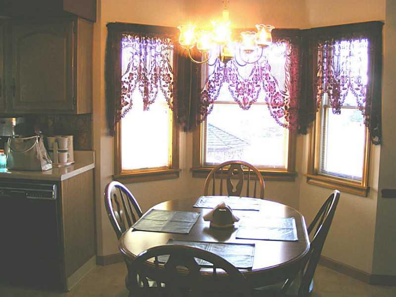 279 Holyoke Road Butler, PA 16001 - Photo 22 of 24 Kitchen.