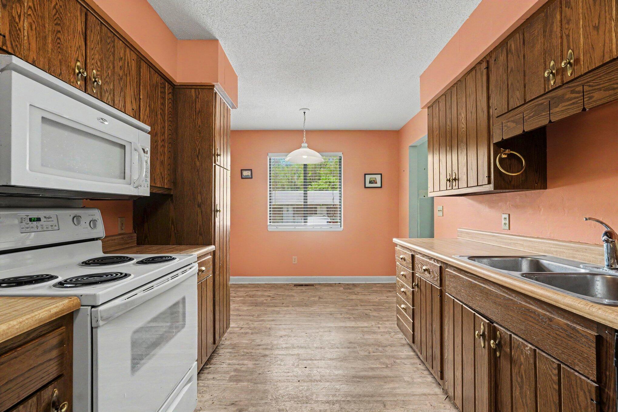 3750 Cedaridge Road Kalamazoo, MI 49008 - Photo 18 of 37 file_8842 (1)