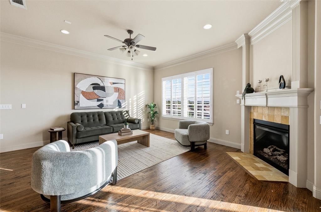 563 Rockingham Drive Irving, TX 75063 - Photo 8 of 33