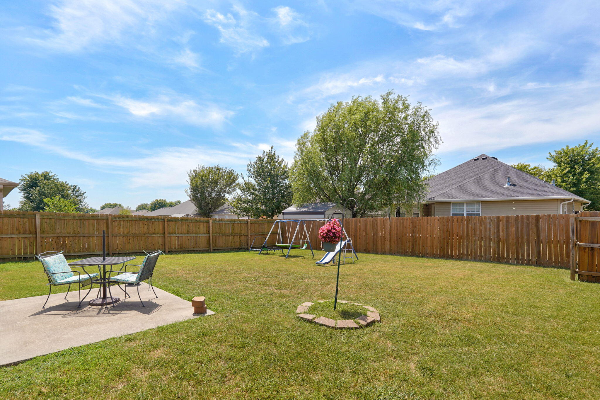 635 South Mahn Avenue Springfield, MO 65802 - Photo 24 of 24 635 S Mahn Ave-24