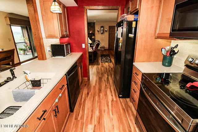 $374,900 | 429 Deer Path Lane, Unit 106, Gatlinburg, TN 37738