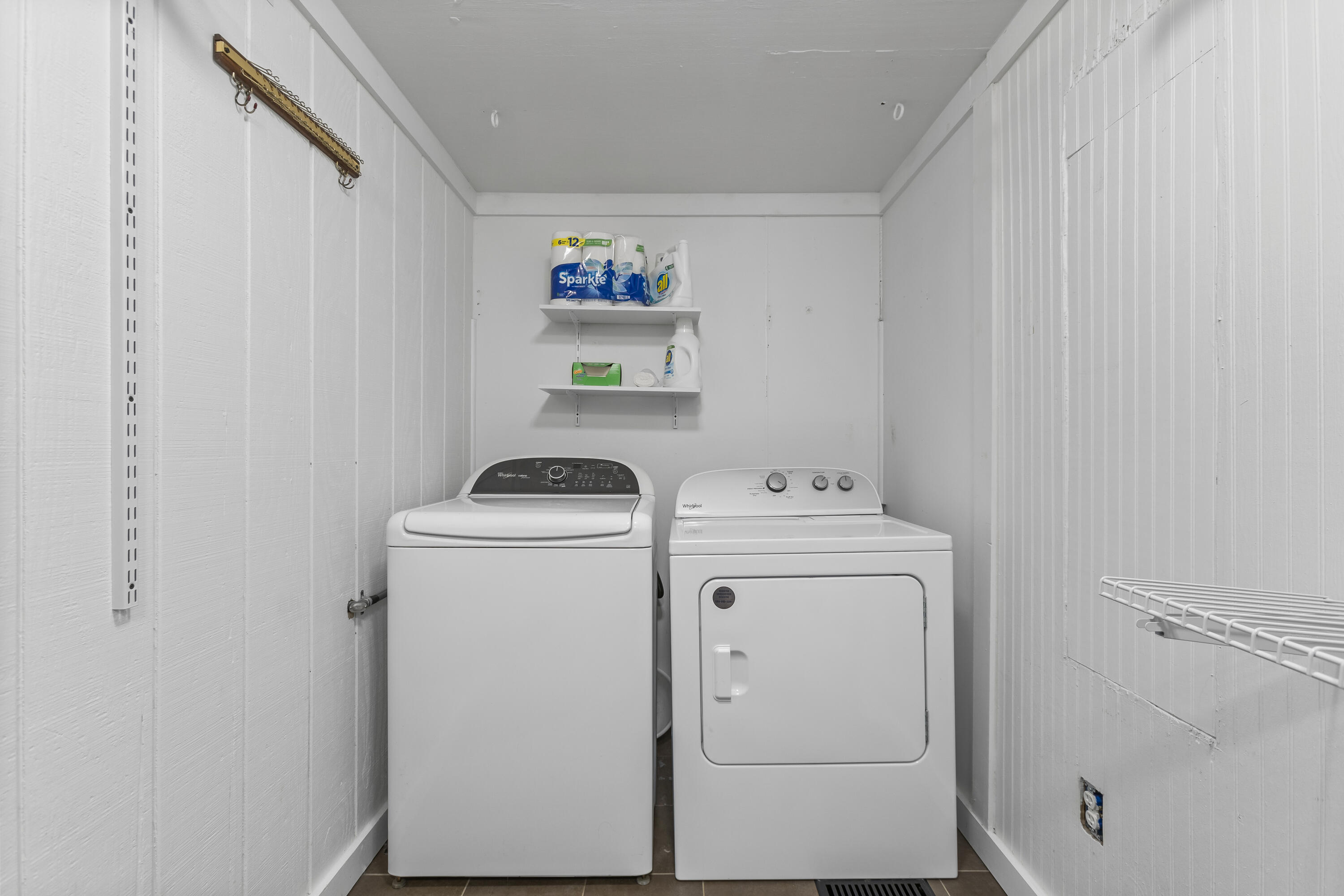 531 Treadway Road Beattyville, KY 41311 - Photo 25 of 32 I82A9010