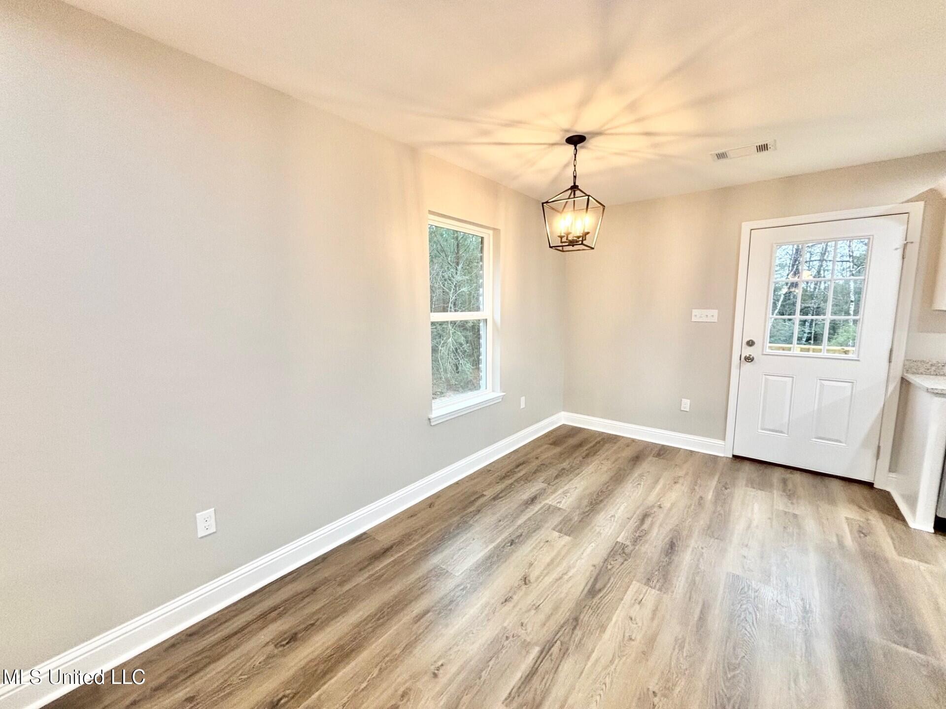 464 Peters Road Poplarville, MS 39470 - Photo 2 of 13 464 Peters 2