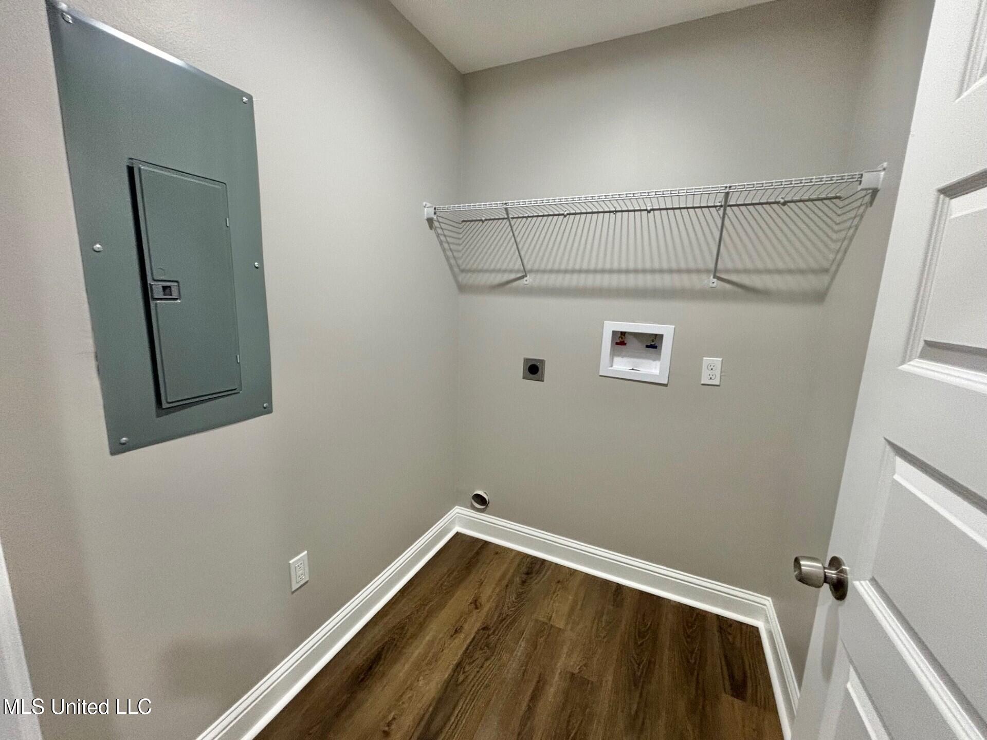464 Peters Road Poplarville, MS 39470 - Photo 7 of 13 464 Peters 7