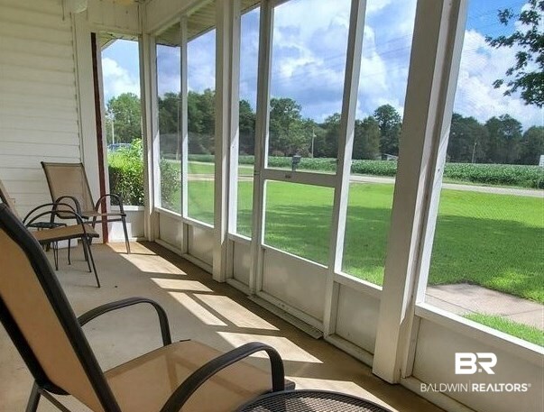 22055 Buck Road Robertsdale, AL 36567 - Photo 2 of 17 Screened in front porch