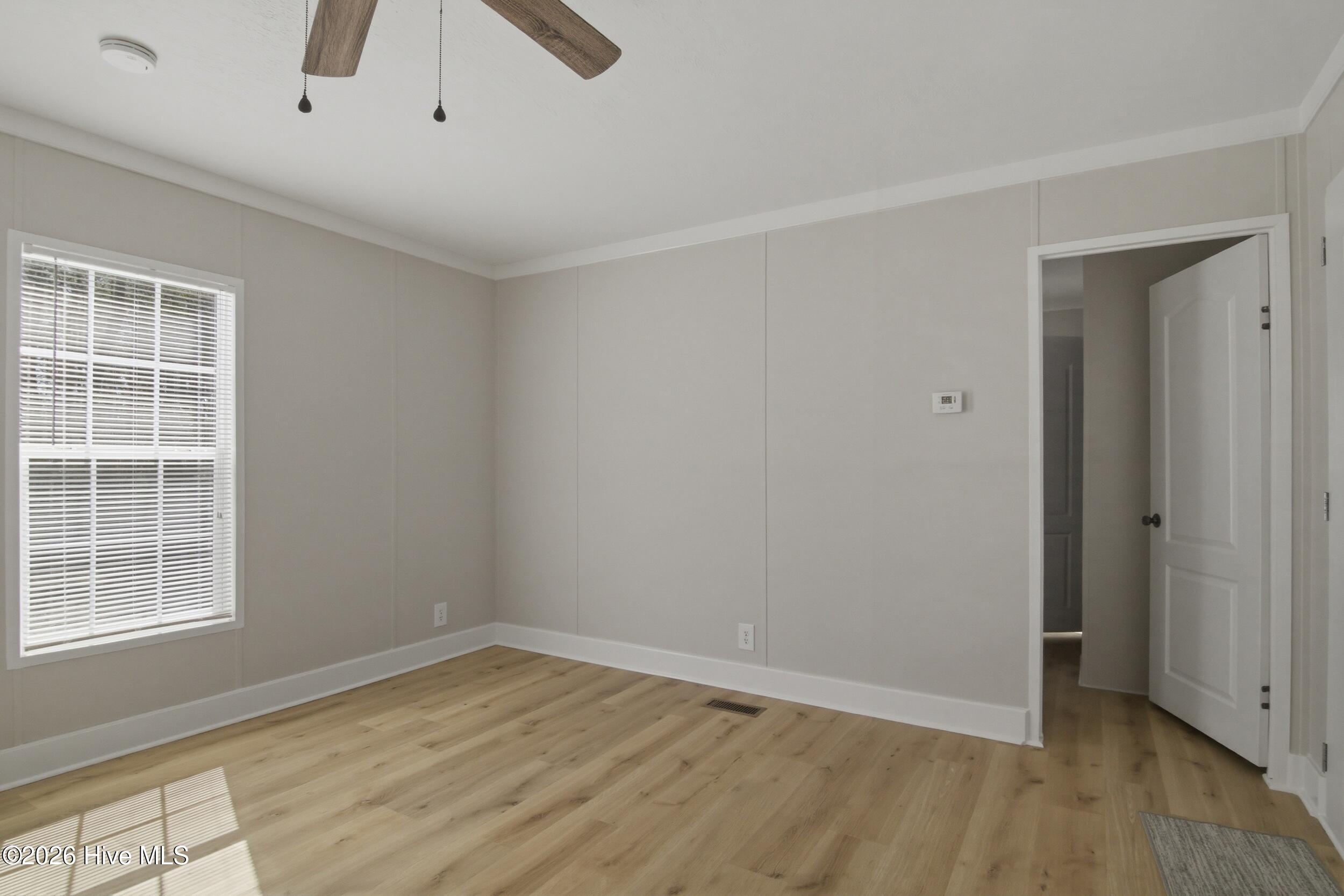 109 Quail Point Drive Hubert, NC 28539 - Photo 6 of 29 6_living room