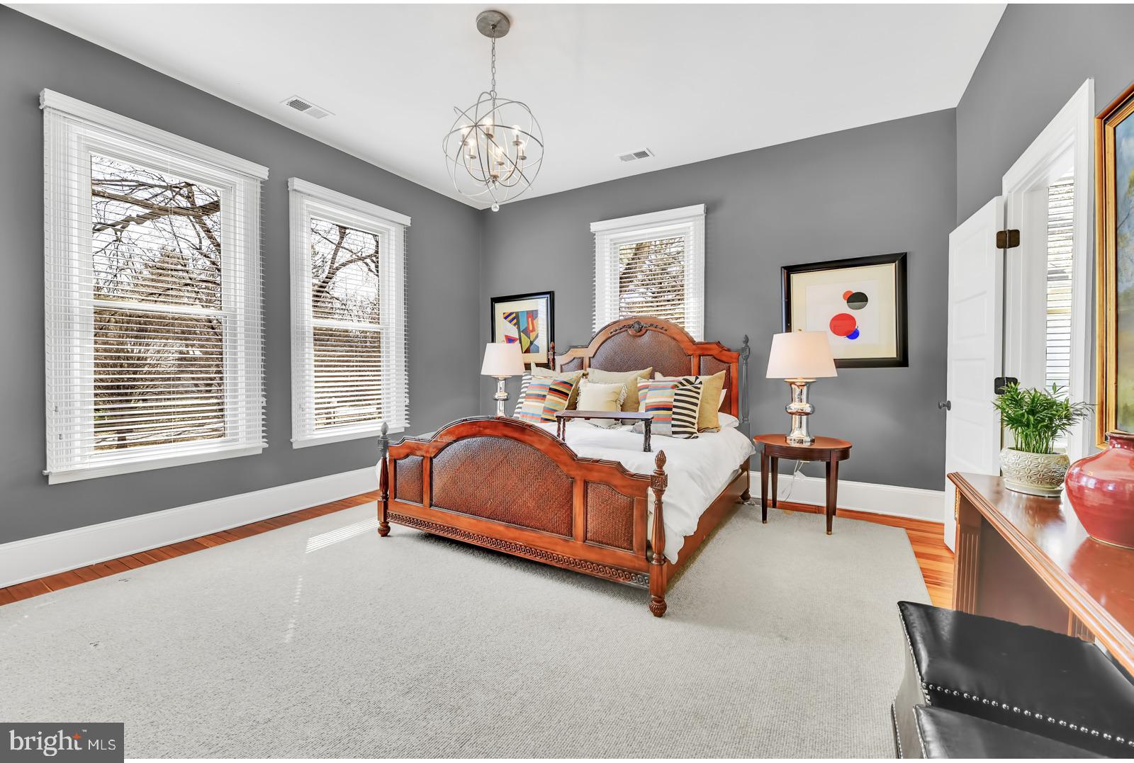 4906 Roland Avenue Baltimore, MD 21210 - Photo 28 of 52 BEDROOM SUITE 2 WITH FULL BATH