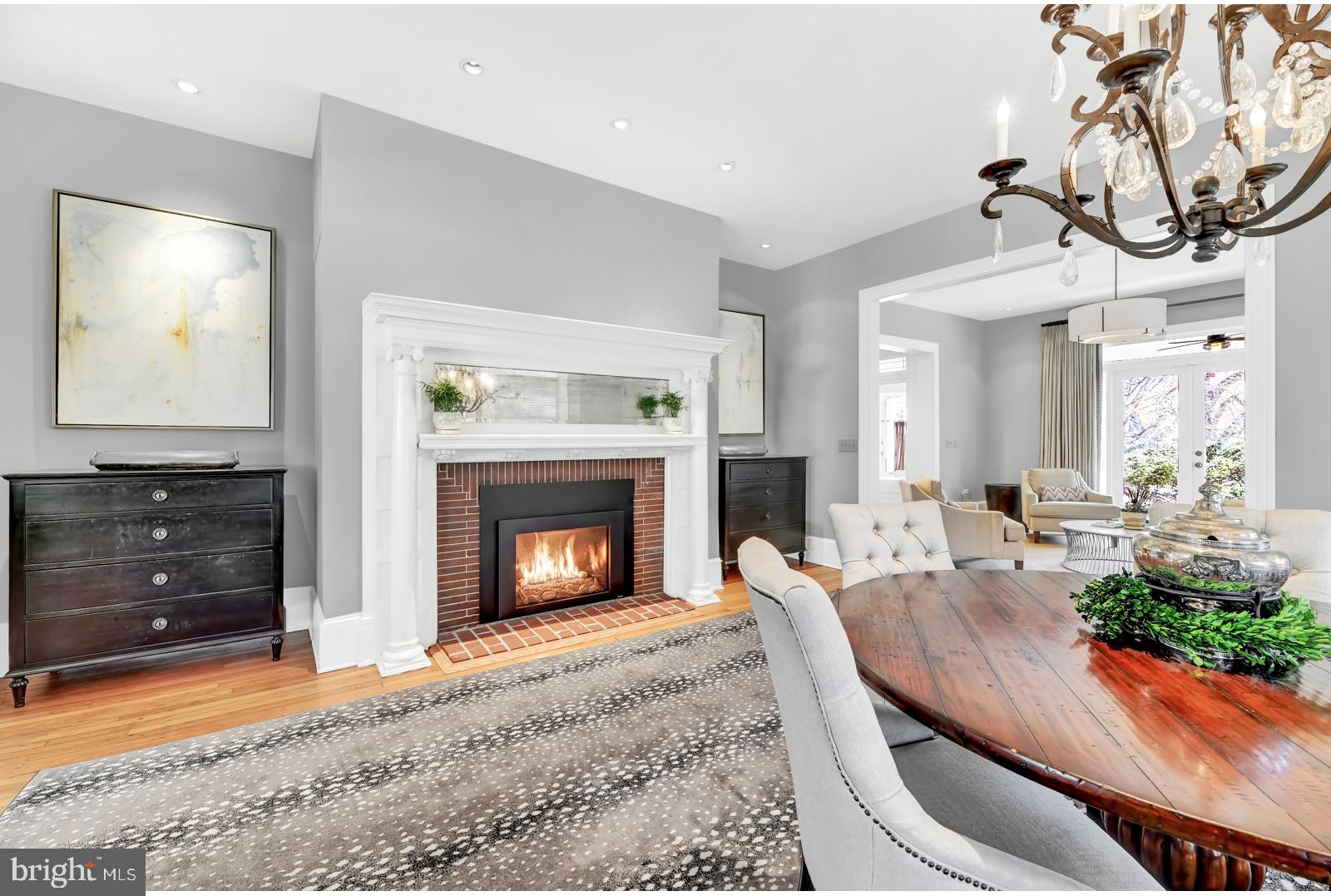4906 Roland Avenue Baltimore, MD 21210 - Photo 8 of 52 GAS FIREPLACE IN DINING ROOM