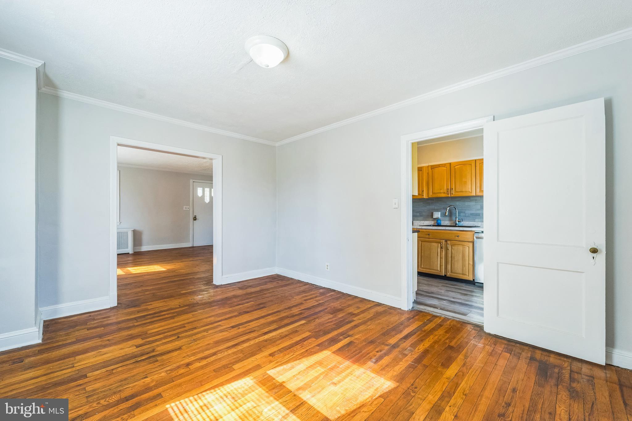 1646 Northwick Road Baltimore, MD 21218 - Photo 7 of 16