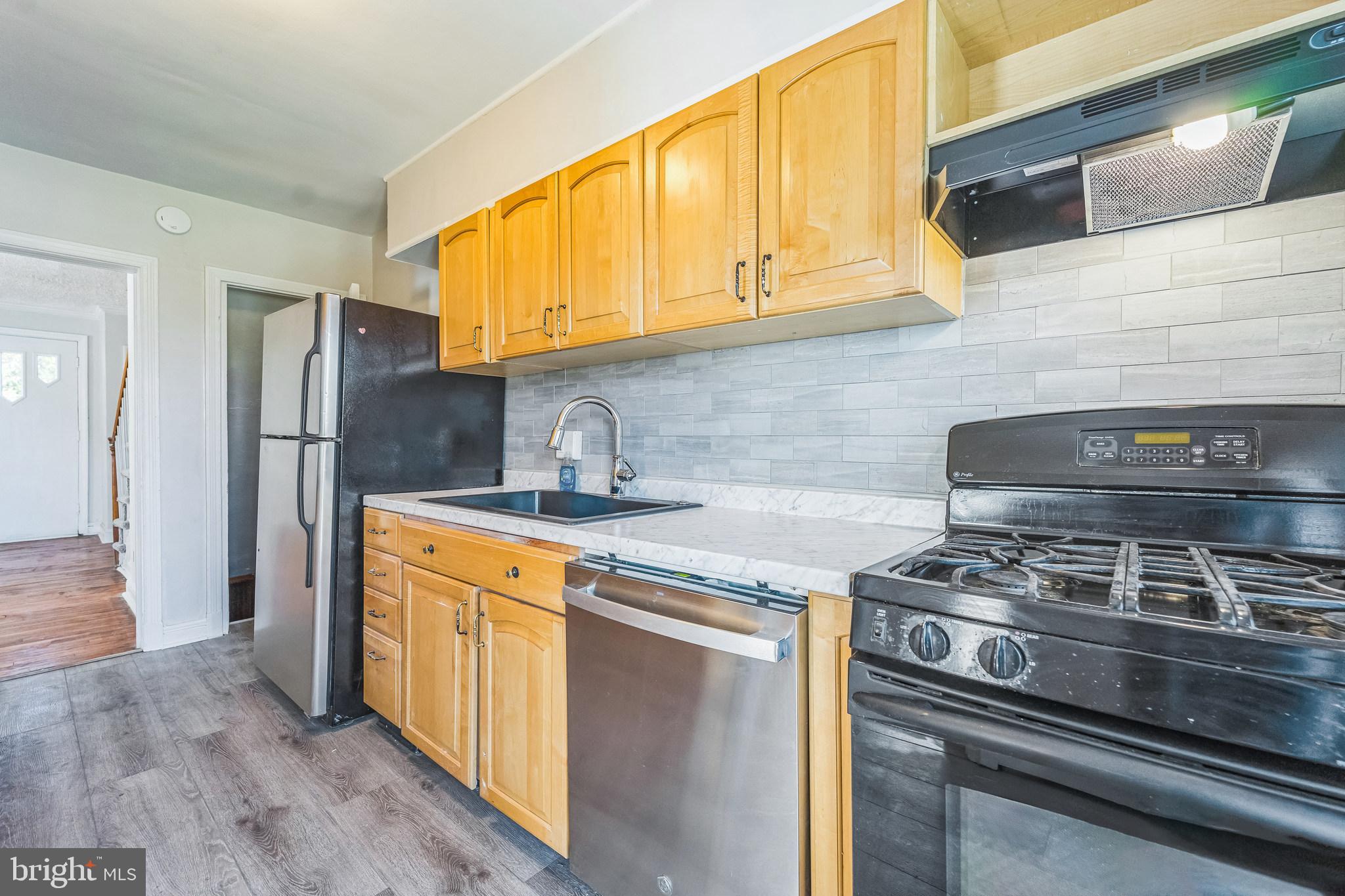 1646 Northwick Road Baltimore, MD 21218 - Photo 9 of 16 Updated appliances