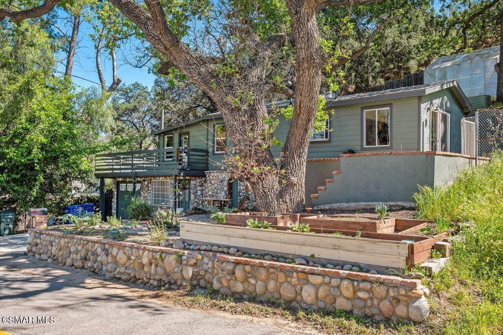 1268 Black Canyon Road Simi Valley, CA 93063 - Photo 3 of 28