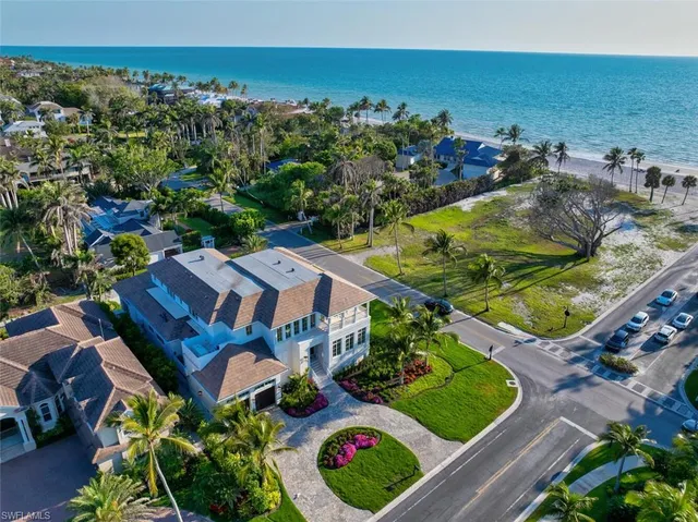 $18,750,000 | 1835 Gulf Shore Boulevard South, Naples, FL 34102