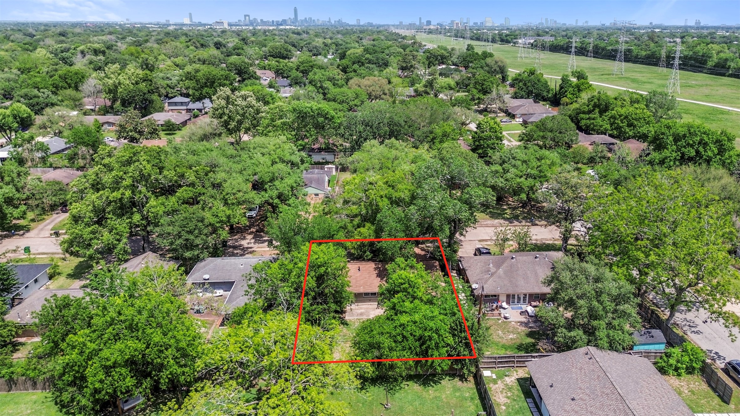 4307 Spellman Road Houston, TX 77035 - Photo 30 of 31 Arial view of the home.