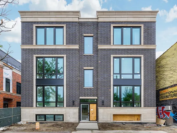 $4,350 | 6911 North Western Avenue, Unit 1N, Chicago, IL 60645