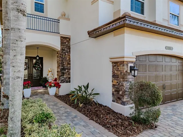 $999,900 | 2388 Oakwood Preserve Drive, Wesley Chapel, FL 33543