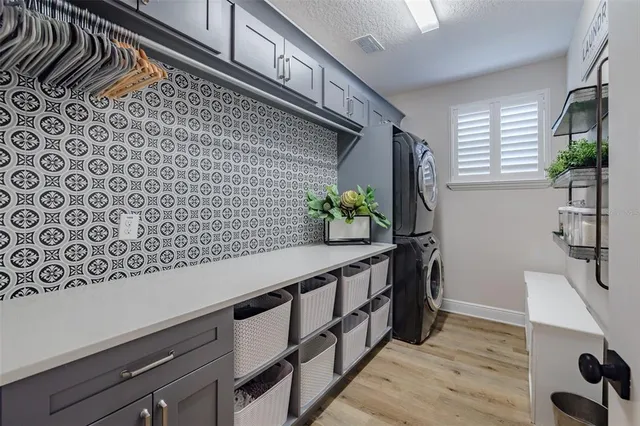 $999,900 | 2388 Oakwood Preserve Drive, Wesley Chapel, FL 33543