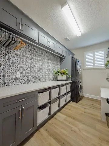 $999,900 | 2388 Oakwood Preserve Drive, Wesley Chapel, FL 33543