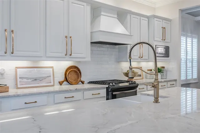 $999,900 | 2388 Oakwood Preserve Drive, Wesley Chapel, FL 33543