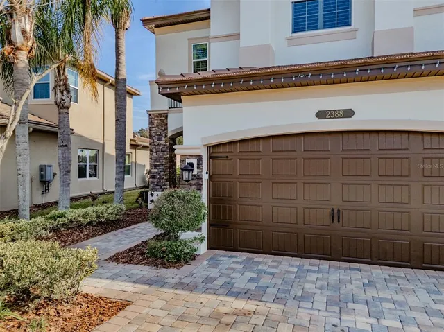 $999,900 | 2388 Oakwood Preserve Drive, Wesley Chapel, FL 33543