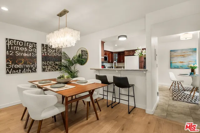 $699,000 | 10700 Bloomfield Street, Unit 3, North Hollywood, CA 91602