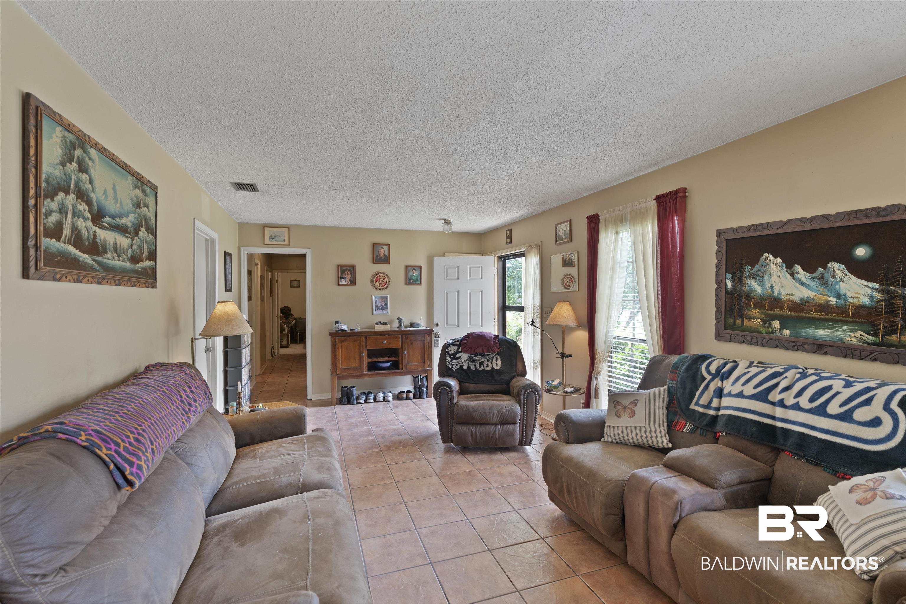83 Grimes Lane Loxley, AL 36551 - Photo 5 of 16