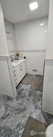 $2,900 | 214 Gambocz Court, Monmouth Junction, NJ 08852