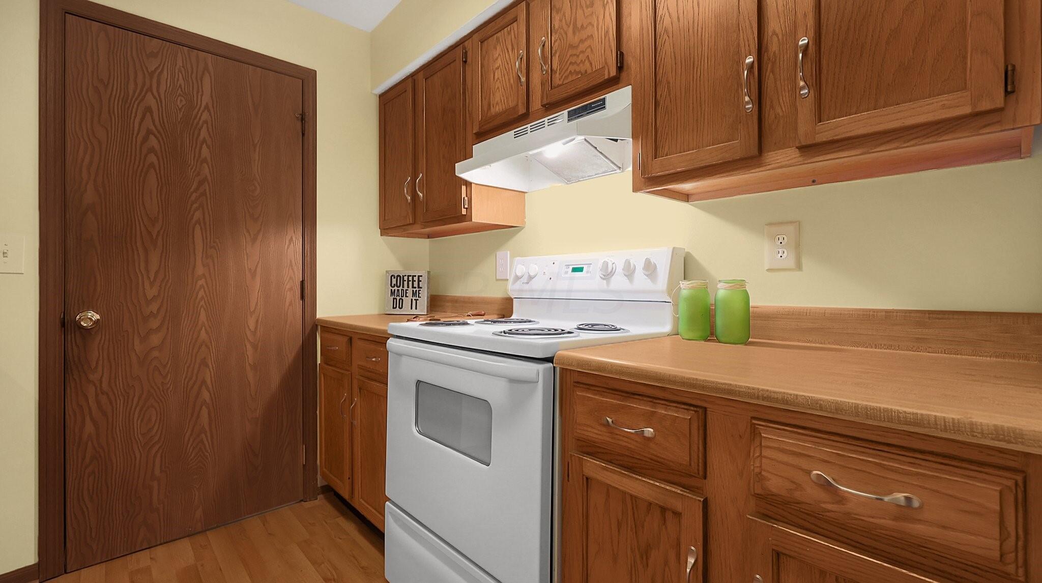 4117 Karl Road, Unit 107 Columbus, OH 43224 - Photo 10 of 22 Karl.Kitchen4