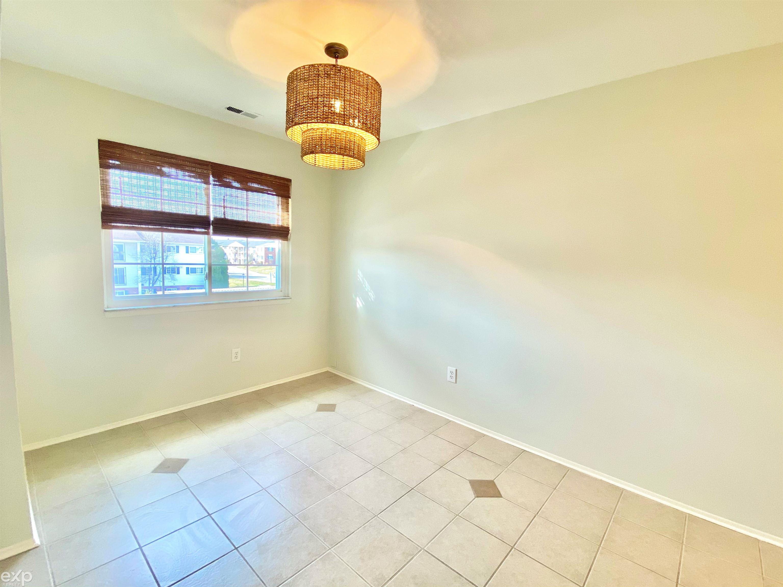 424 Baldwin Avenue, Unit 96 Rochester, MI 48307 - Photo 8 of 15