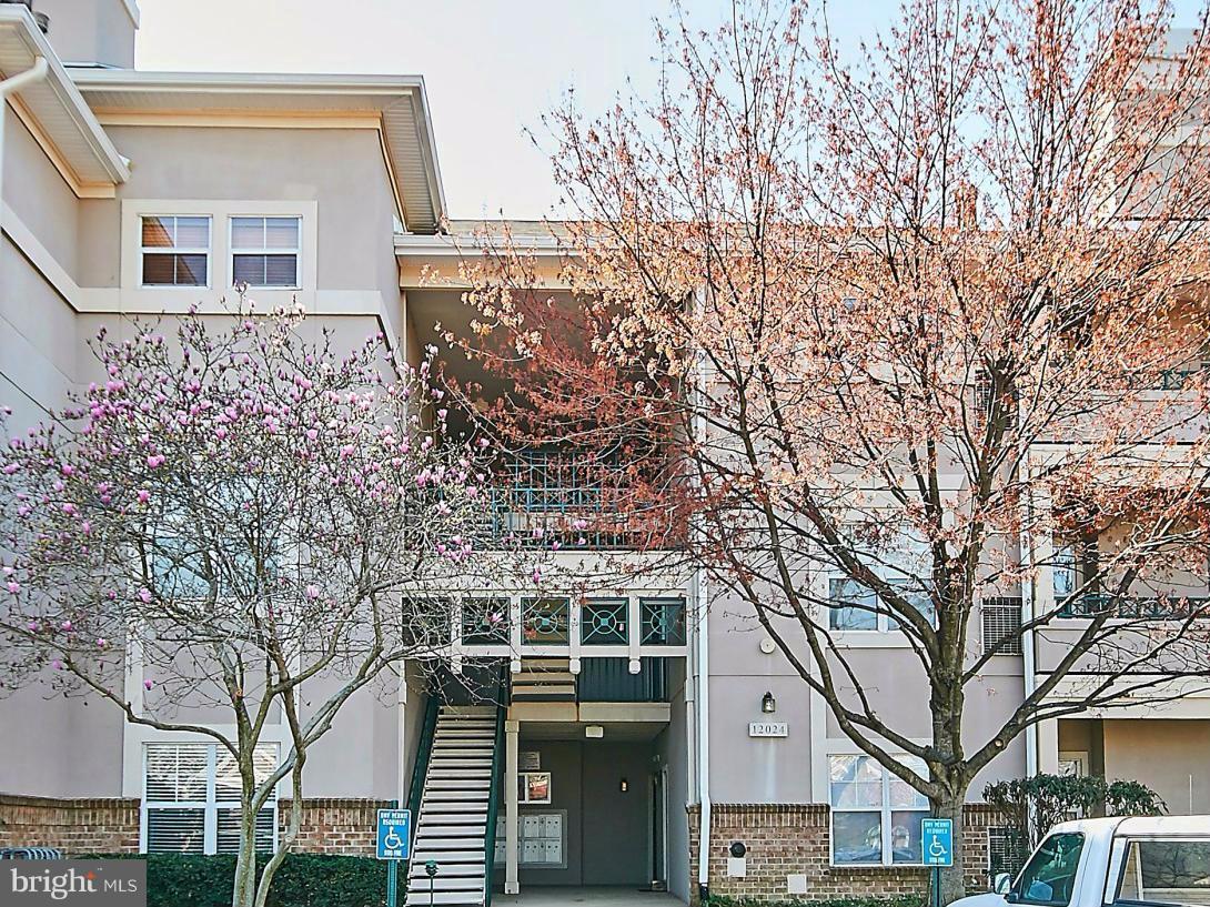 12024 Taliesin Place, Unit 12 Reston, VA 20190 - Photo 1 of 28 Exterior (Front)